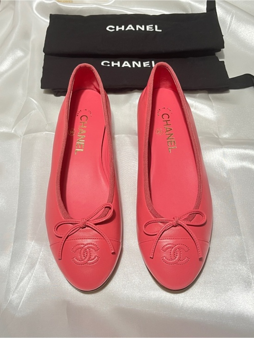 CHANEL Coral Pink Leather Ballet Flats with CC Medallion